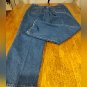 Men's Kirkland signature blue jeans size 40 32